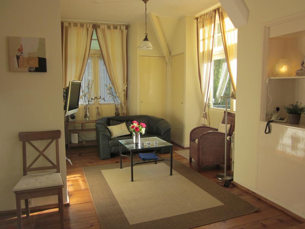 Appartementen Huize Eikenhof Берген Стая снимка